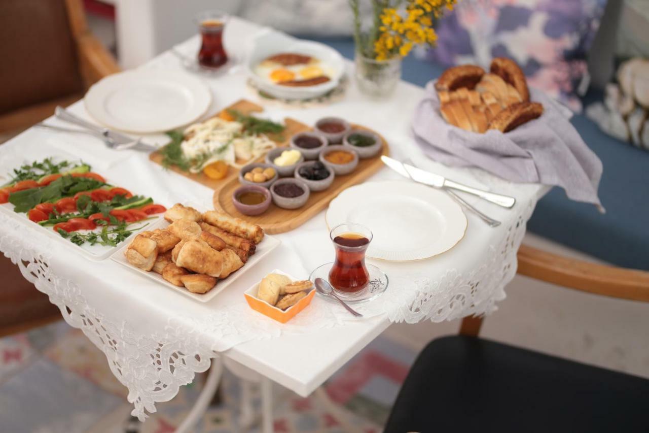 Moshinos Hotel Ayvalı Buitenkant foto