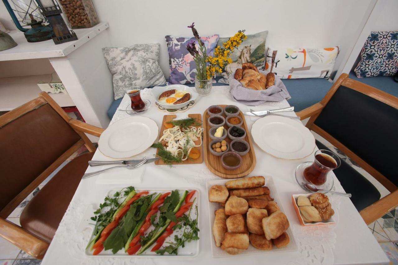 Moshinos Hotel Ayvalı Buitenkant foto