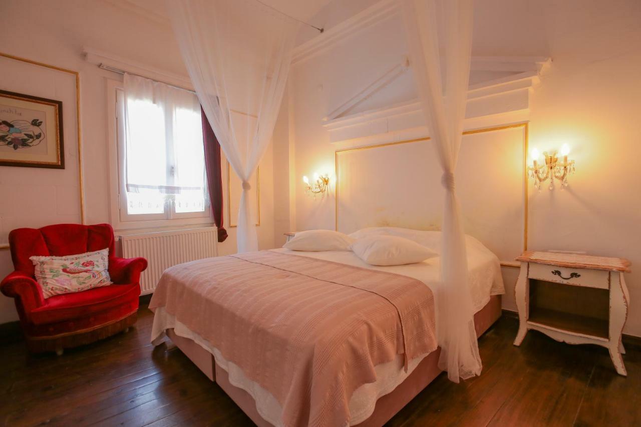 Moshinos Hotel Ayvalı Buitenkant foto